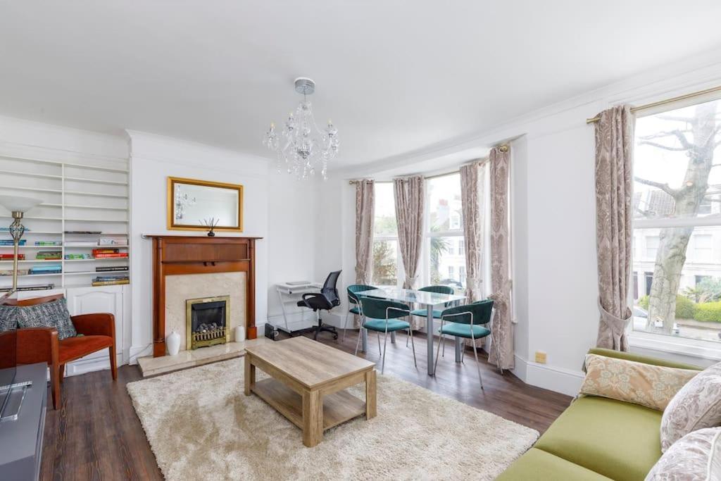 Charming 2 Bedroom Flat In Central Hove With Free Parking Exterior foto